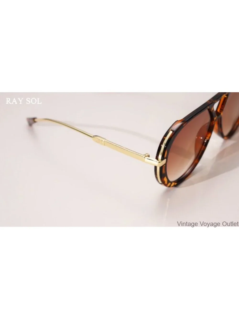 Oversized Retro Metal Aviator Sunglasses with 100% UV Protection